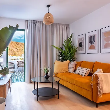 Apartment Canaima Sea View/terrace/pool *